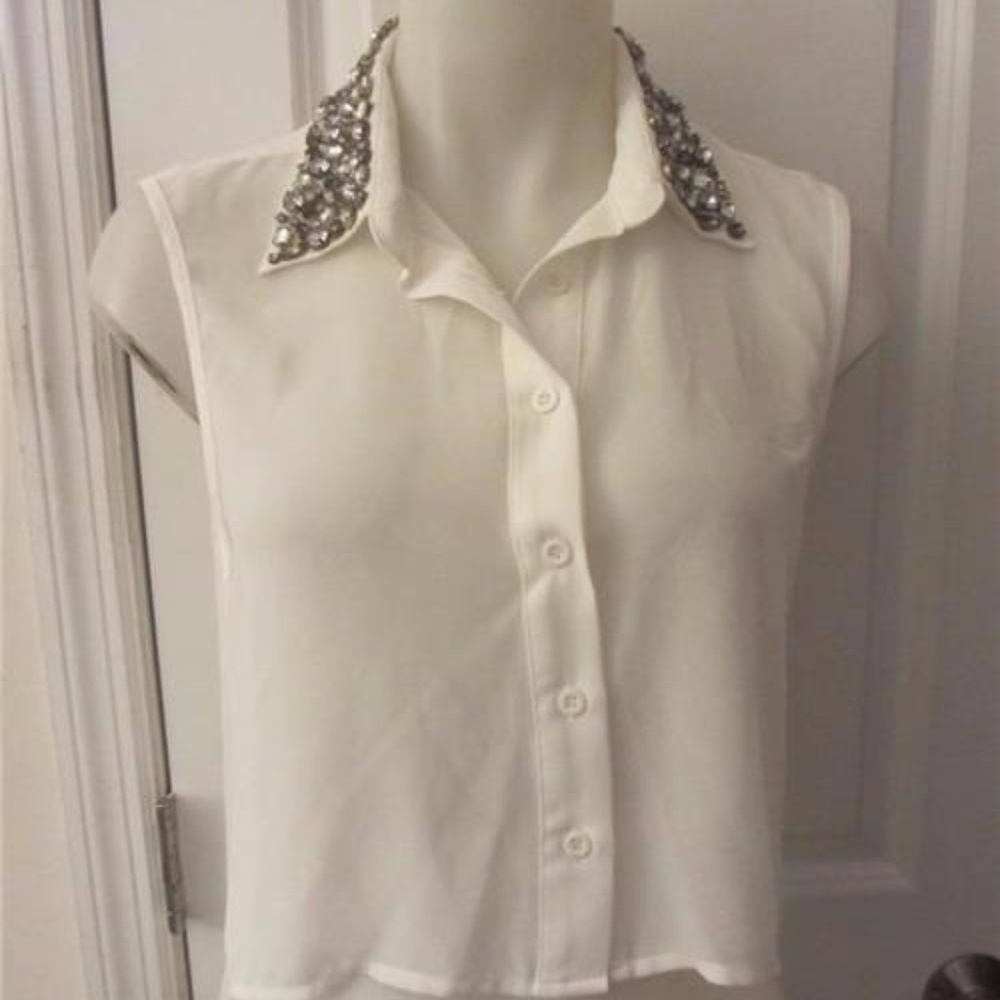MILLAU WHITE SLEEVELESS SHEER BEJEWLD BLOUSE SZ S